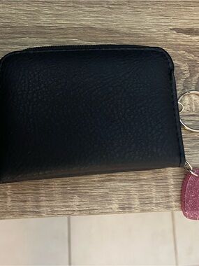 Black Zip Credit Card Wallet with Key Ring